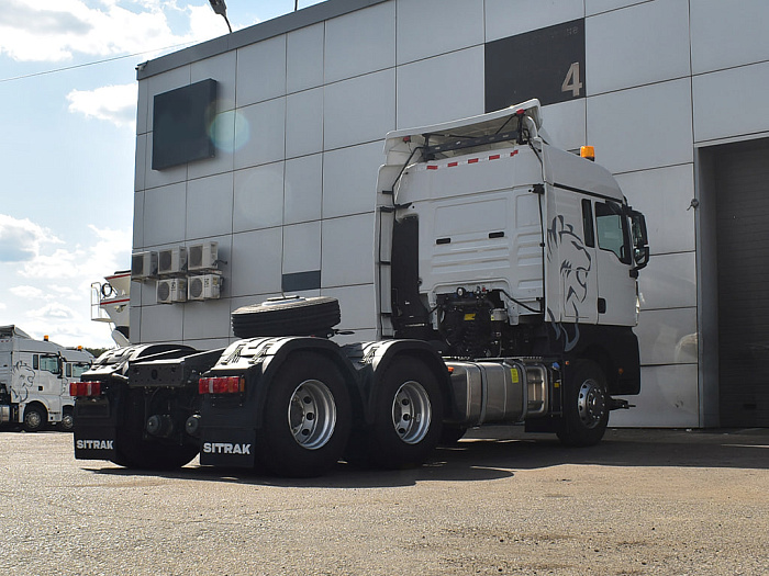 SITRAK C7H 6x4 МКПП